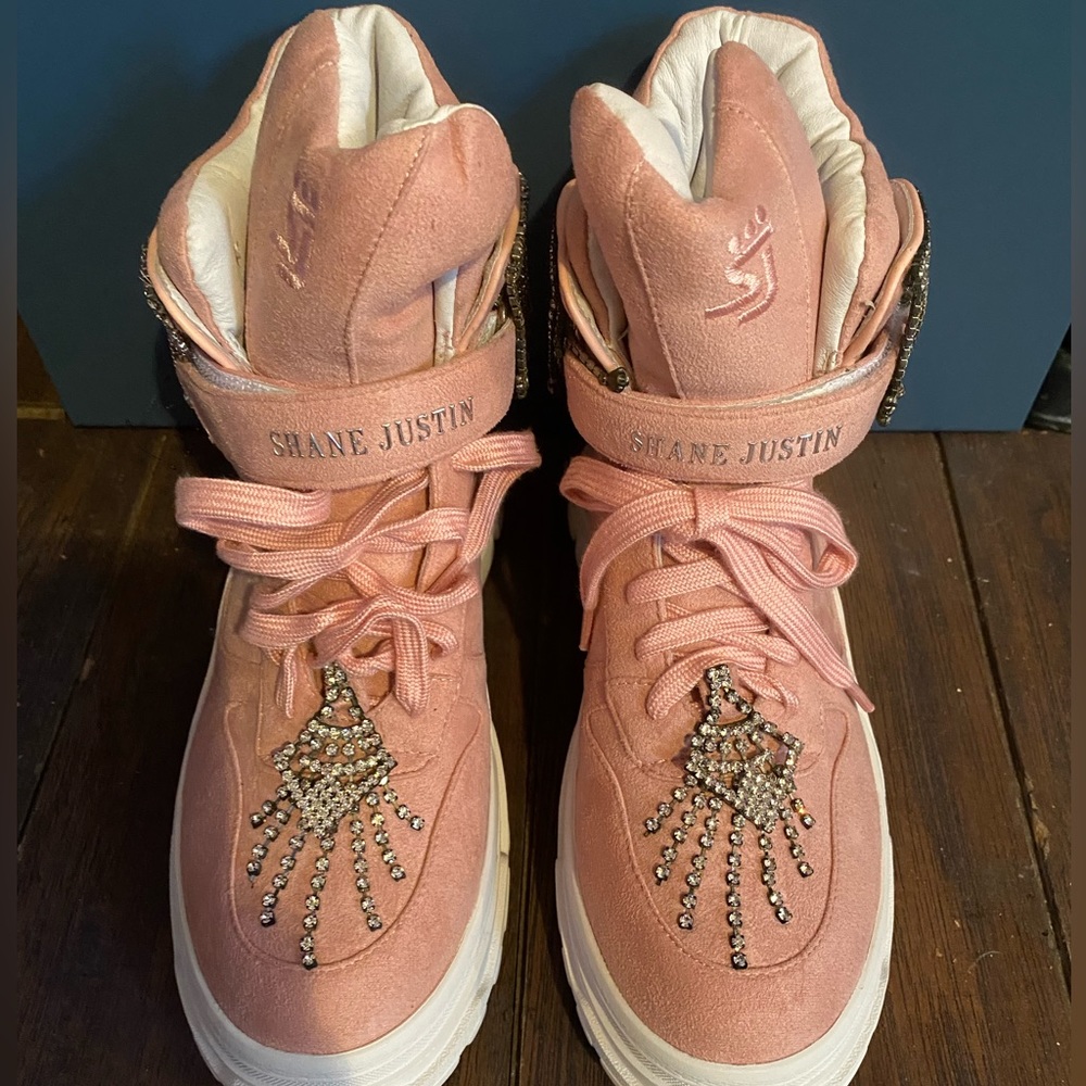 Shane Justin sneakers